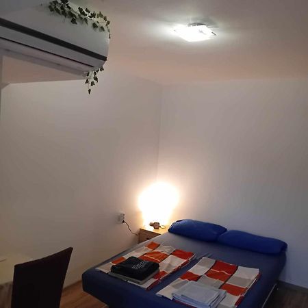 Park View Apartment Plovdiv With Parking Exterior photo