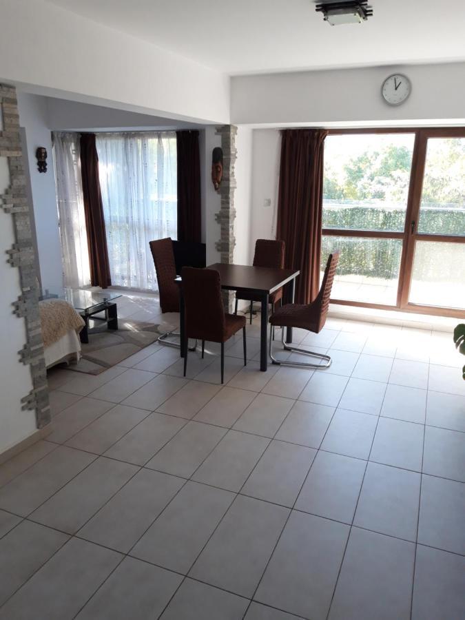 Park View Apartment Plovdiv With Parking Exterior photo