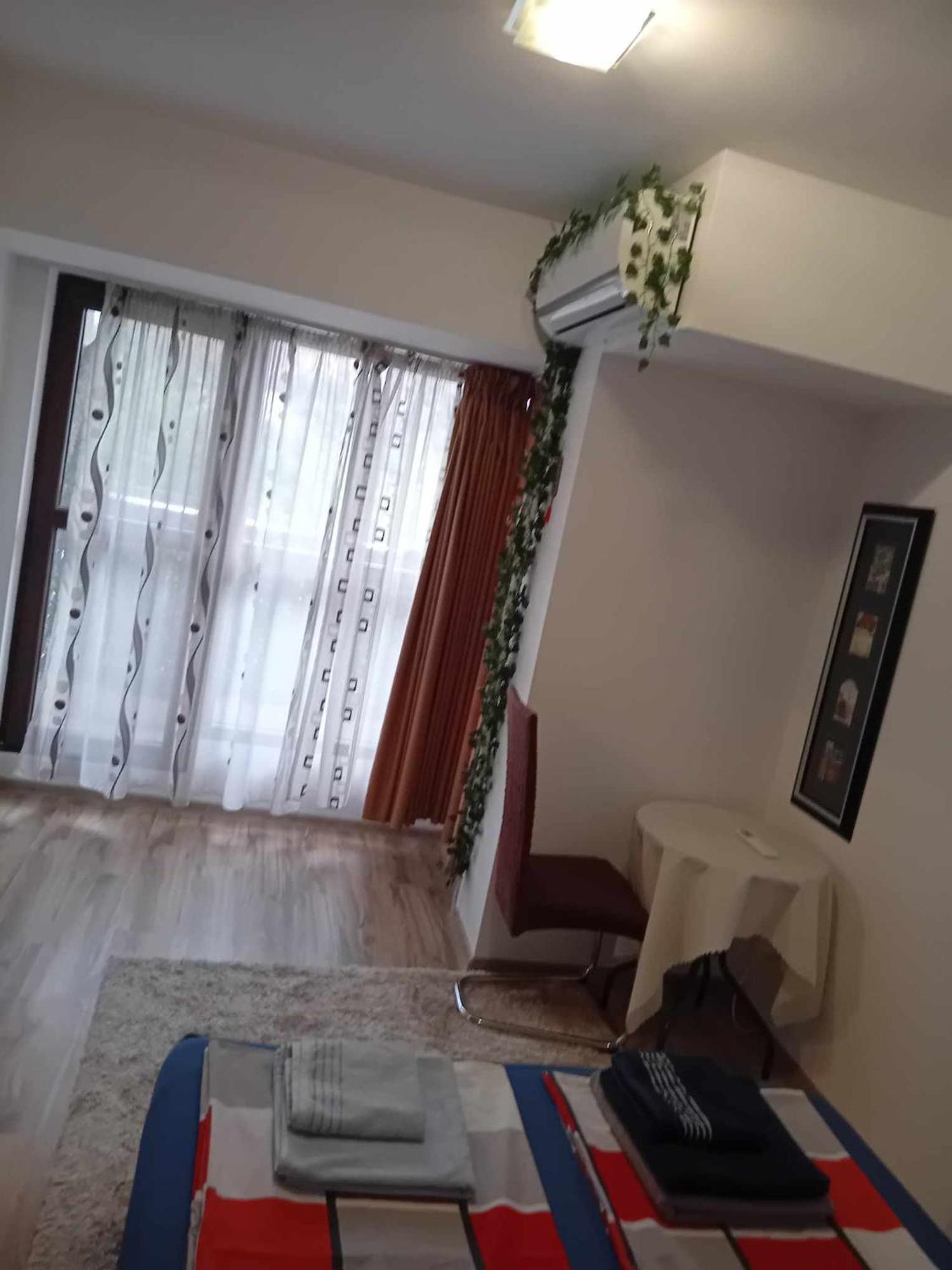 Park View Apartment Plovdiv With Parking Exterior photo